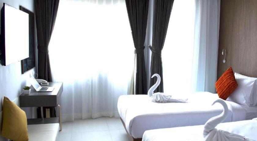 Elegancy Sansabai Hotel Patong Exteriér fotografie
